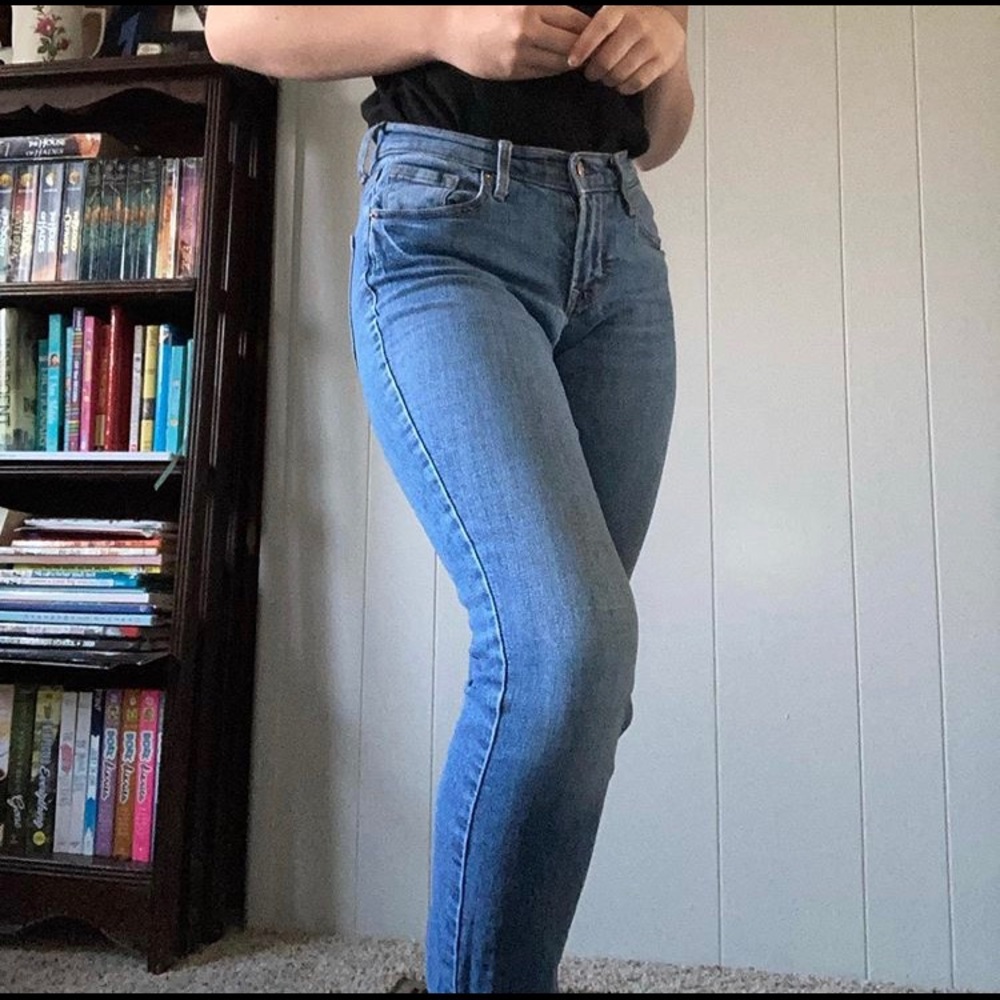 Old Navy Mid Rise Straight Leg Jeans